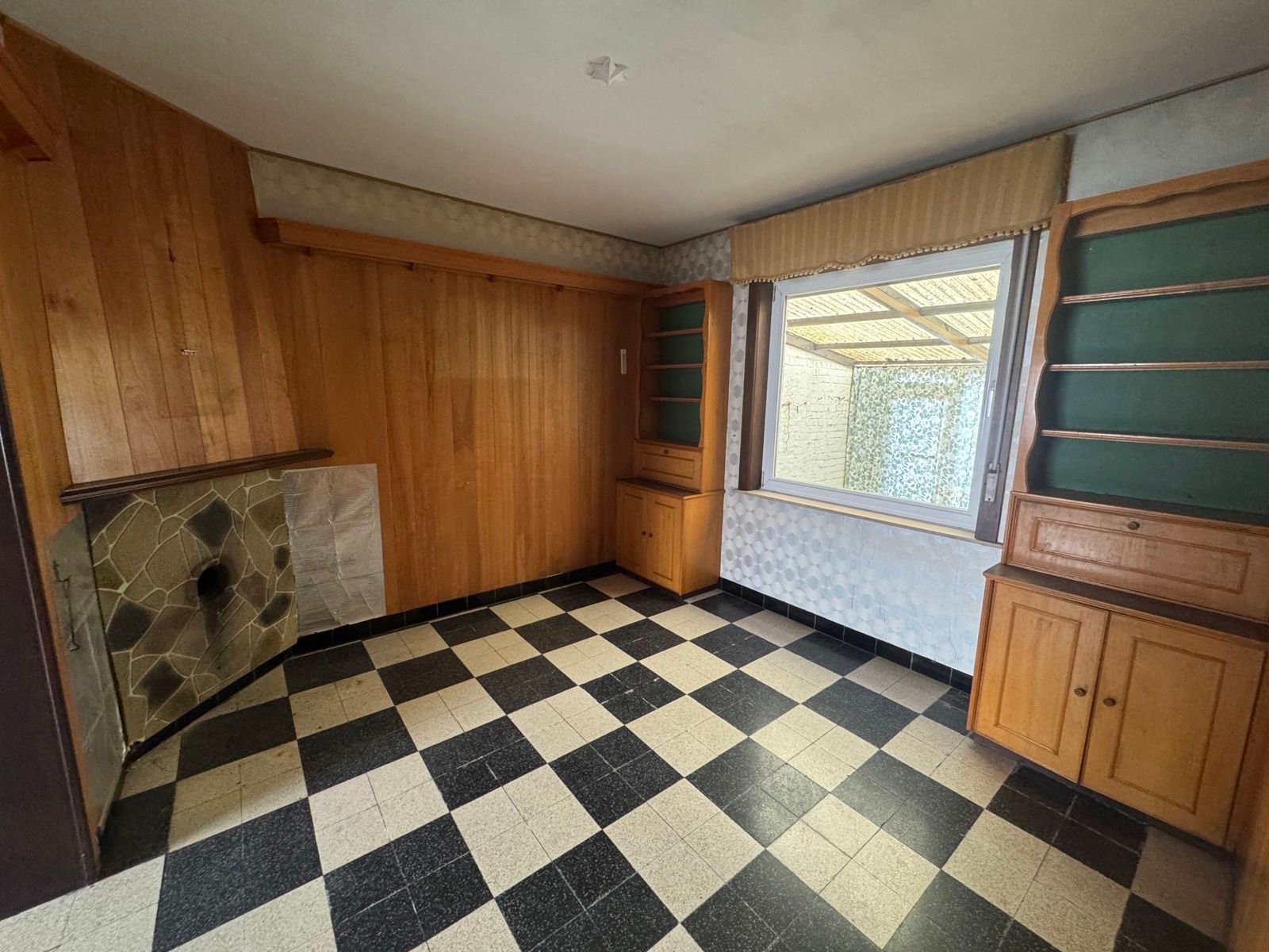 OPTIE Rustig gelegen woning met 3 slaapkamers, tuin en staanplaats foto 6