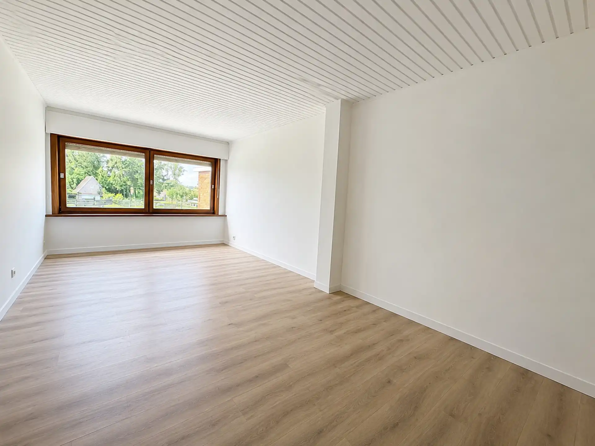 KMO-site te koop met loods, landbouwgrond en woongelegenheid. foto 7