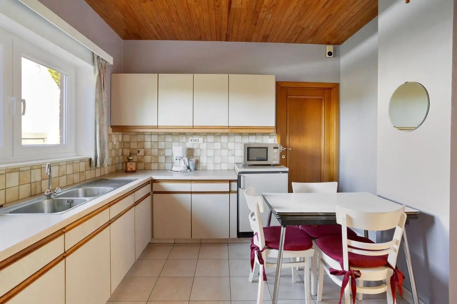 Woning + atelier + weide op een terrein van 59a79ca foto 8
