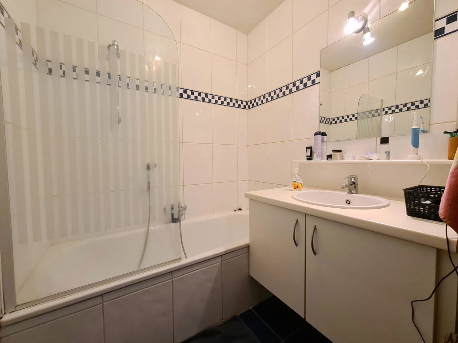Gezellig appartement 1 slp met garage te Landen foto 8