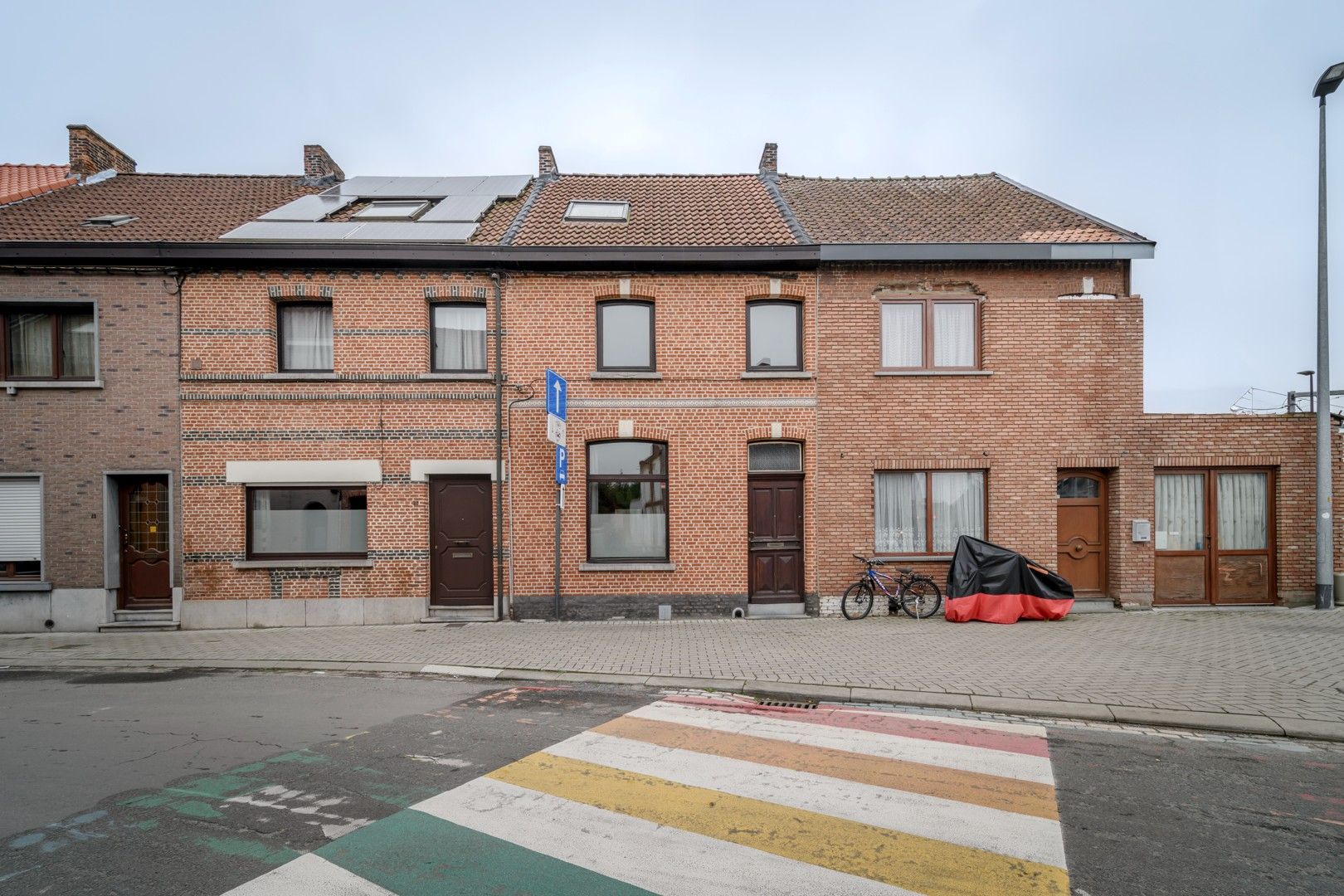 Hoofdfoto van de publicatie: Charmante rijwoning met gezellig terras!