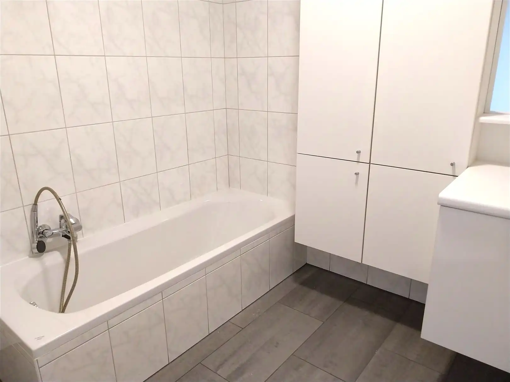 TE HUUR: Gelijkvloers appartement met 3 slaapkamers in Heusden-Zolder! foto 12