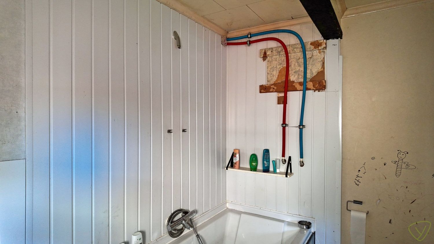 Te renoveren woning met veel potentieel op ruim perceel in Kleit foto 7