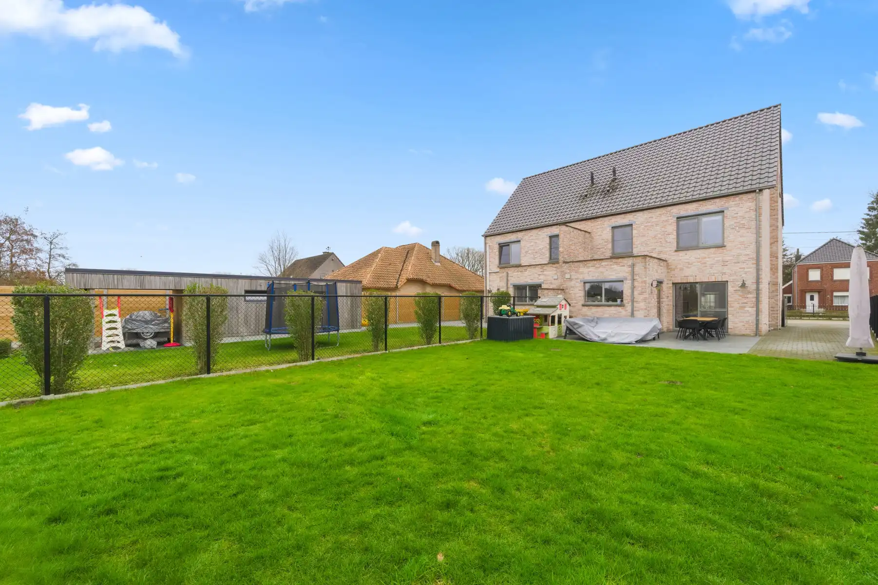 Recente halfopen bebouwing te BEGIJNENDIJK foto 34