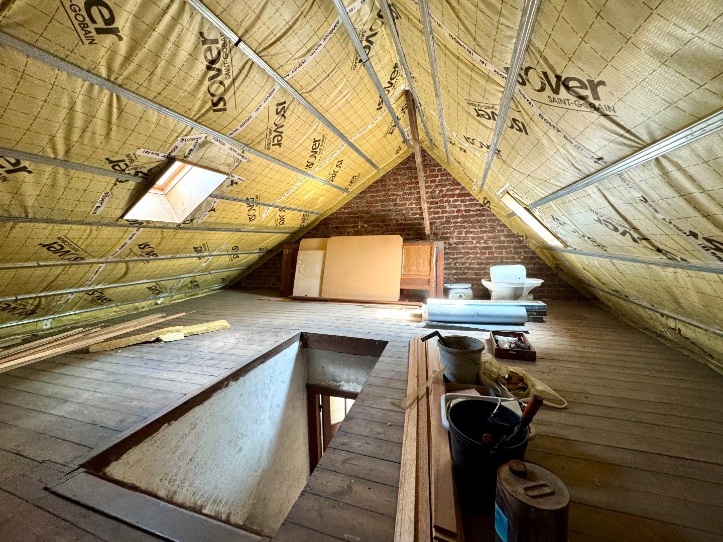 RIJWONING MET 3 SLPKS EN KOER IN HET CENTRUM foto 11