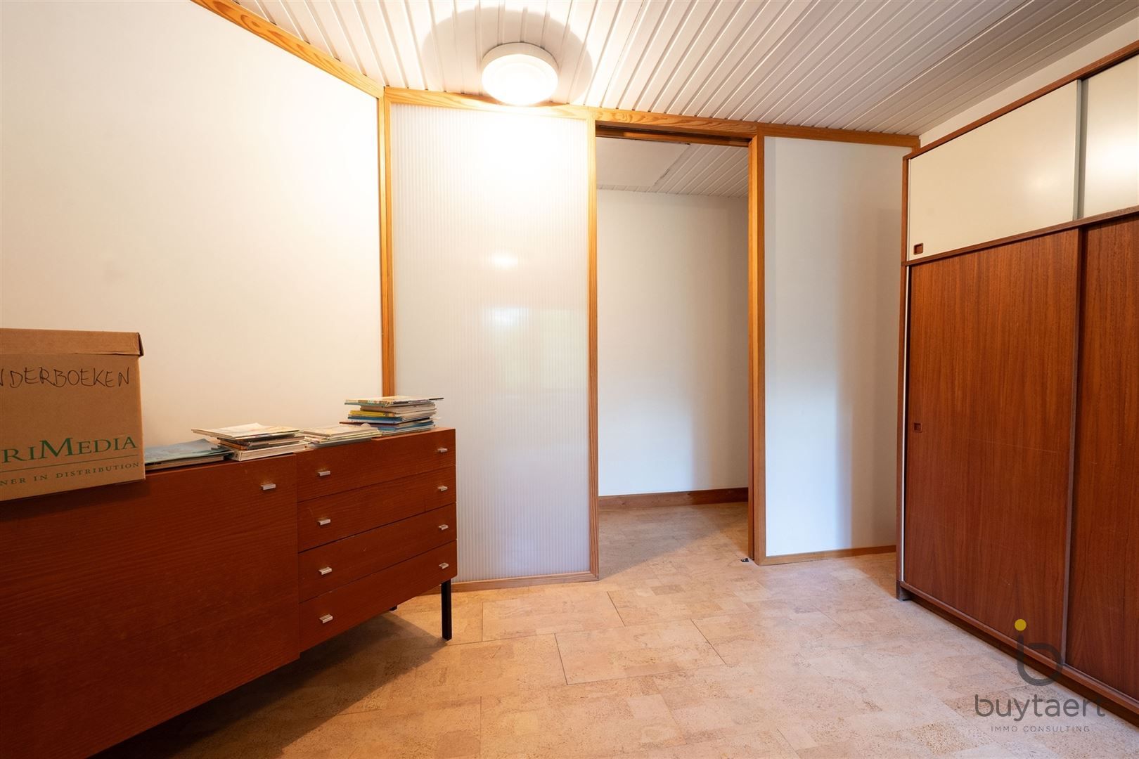 RUIMTE, LICHT ÉN KARAKTER: TE RENOVEREN 70’S VILLA MIDDEN IN HET GROEN! foto 55