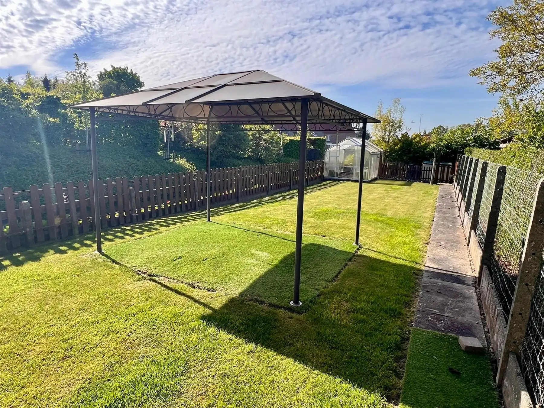 Gerenoveerde woning met 3 slaapkamers en tuin foto 5