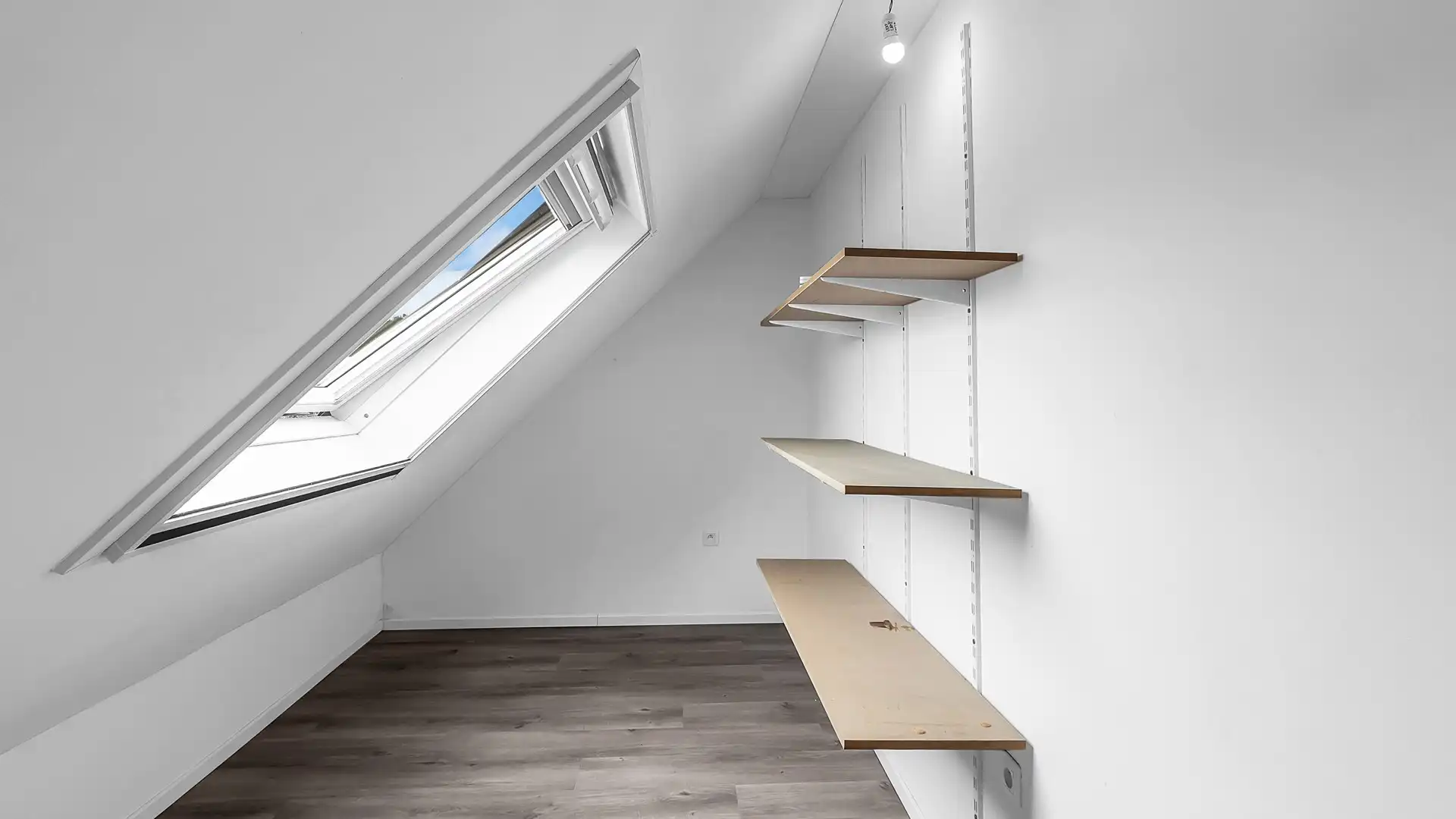 Ruim en instapklaar appartement met 2 slpkrs in Genk foto 10