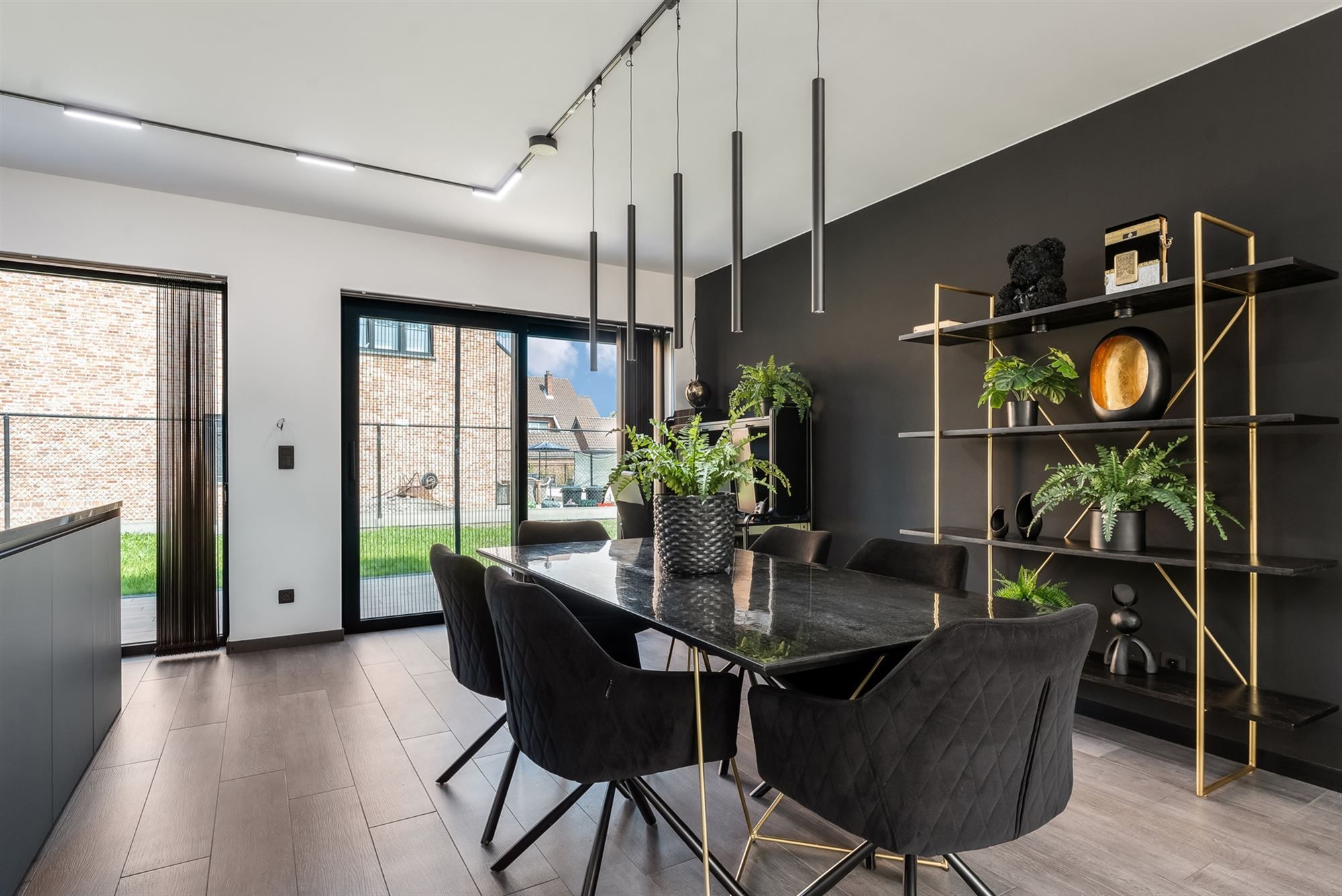 RECENTE WONING MET 3 SLAAPKAMERS EN KWALITATIEVE AFWERKING OP RUSTIGE LIGGING foto 9