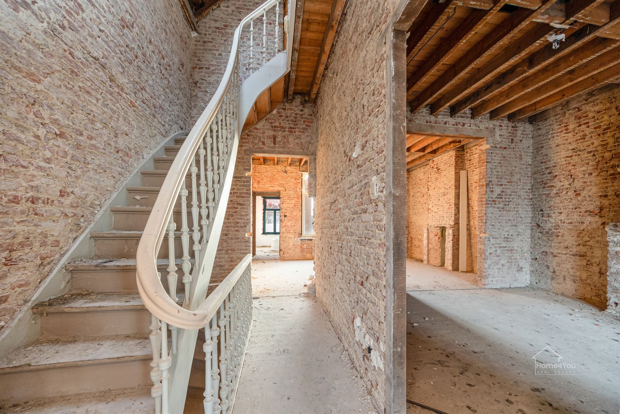 OPBRENGSTEIGENDOM MET RENOVATIEPOTENTIEEL IN HARTJE LIER foto 13