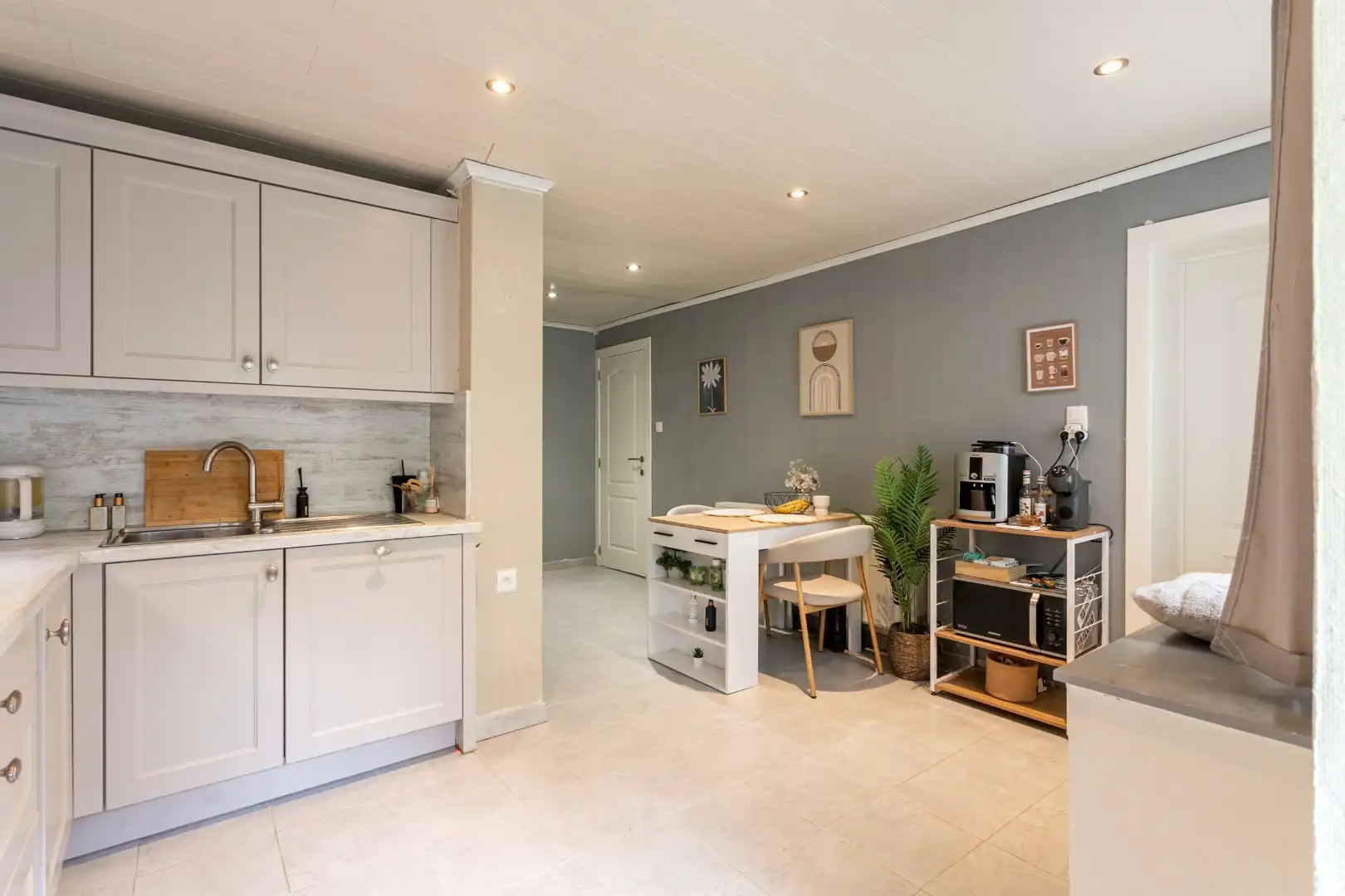 Gezinswoning met 3slpk en garage te Lessines foto 4