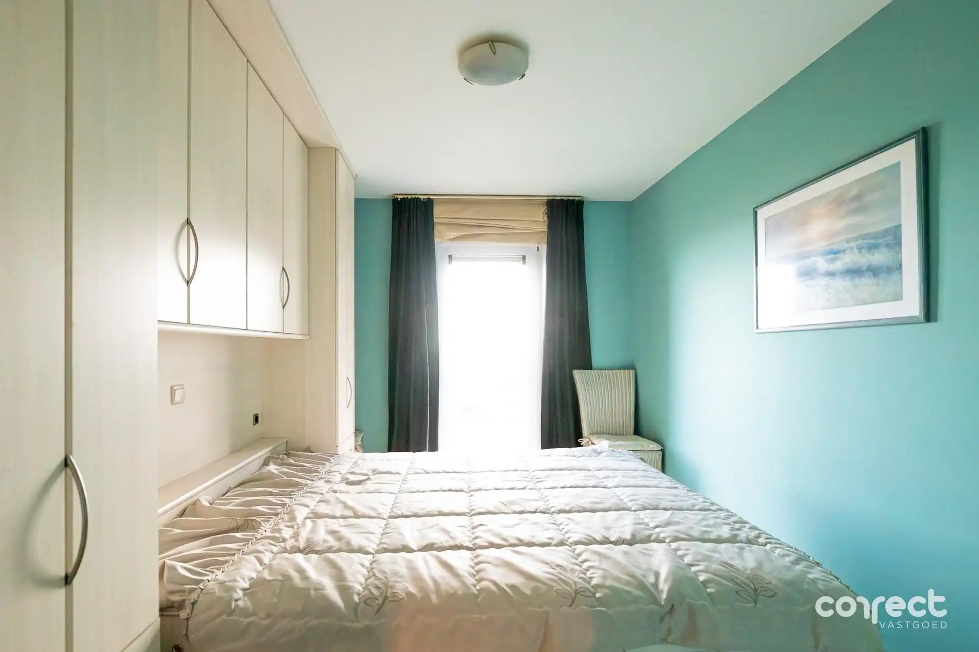 Instapklaar appartement met slaapkamer en open zicht op zee

. foto 5