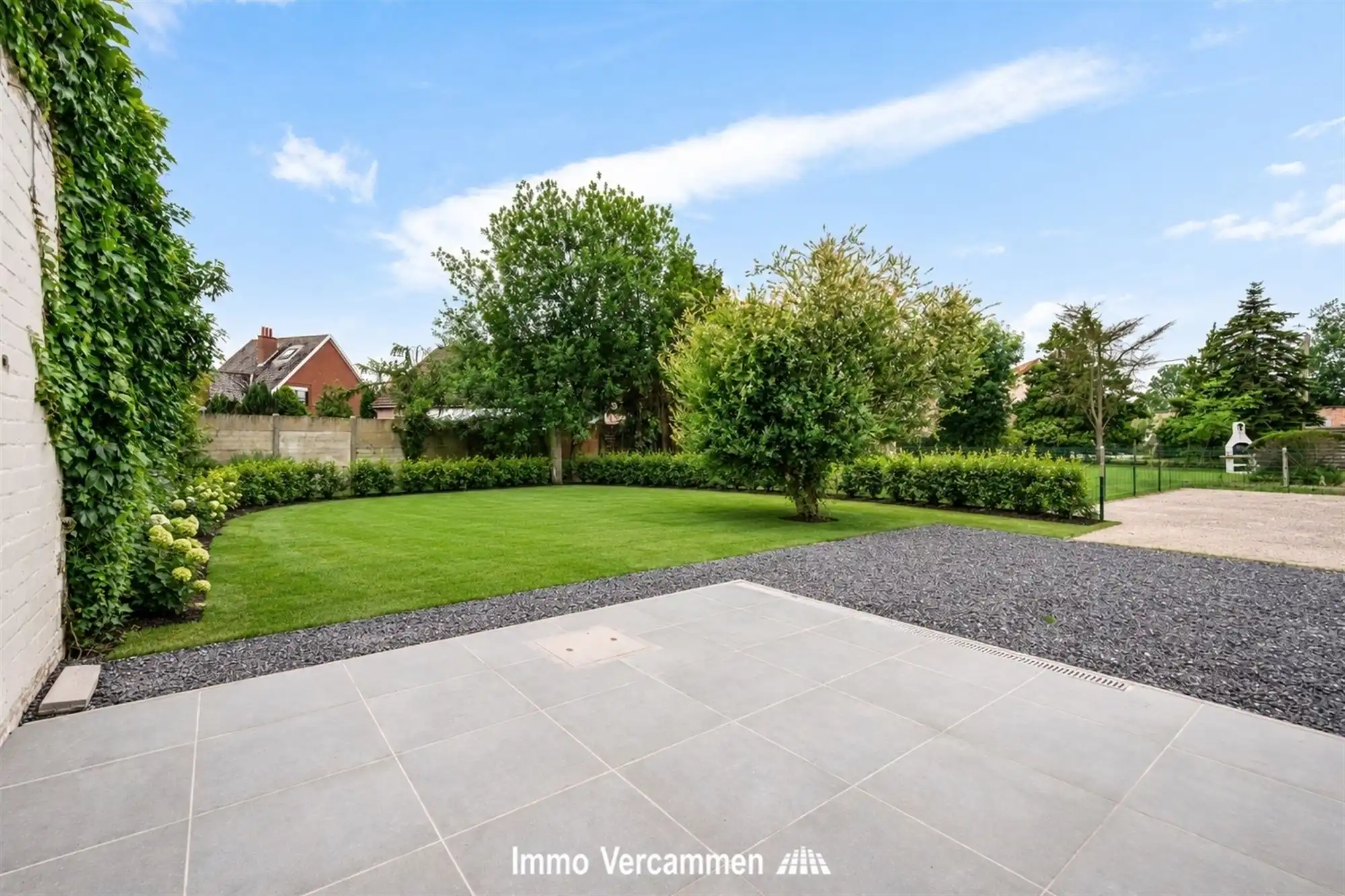 Recent gemoderniseerde, instapklare woning te Putte foto 12
