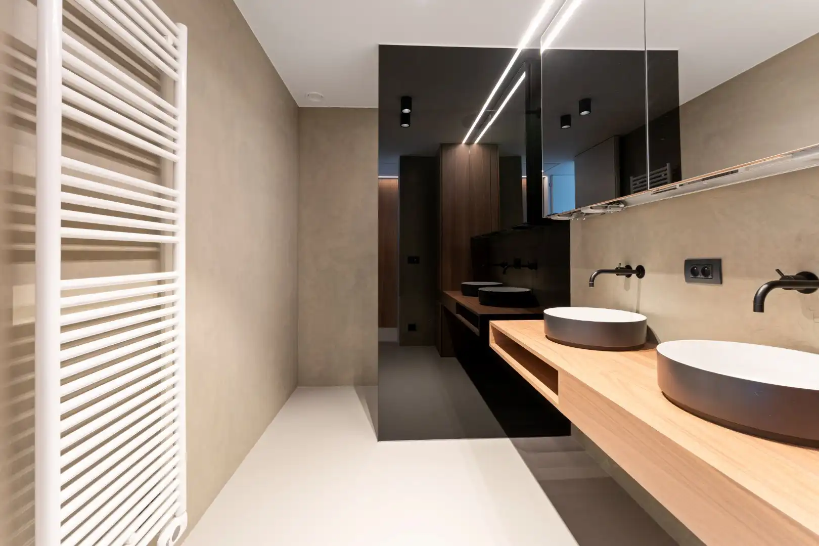 Luxueus afgewerkte penthouse te huur in het hart van Brugge! foto 7