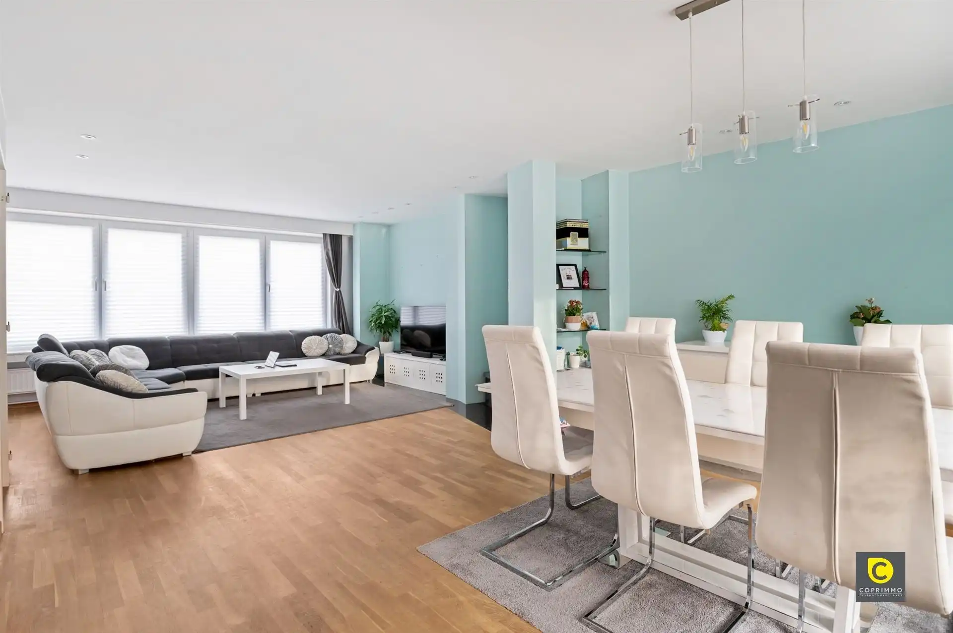 Woning:4 a 5 slk. op Z perceel foto 3