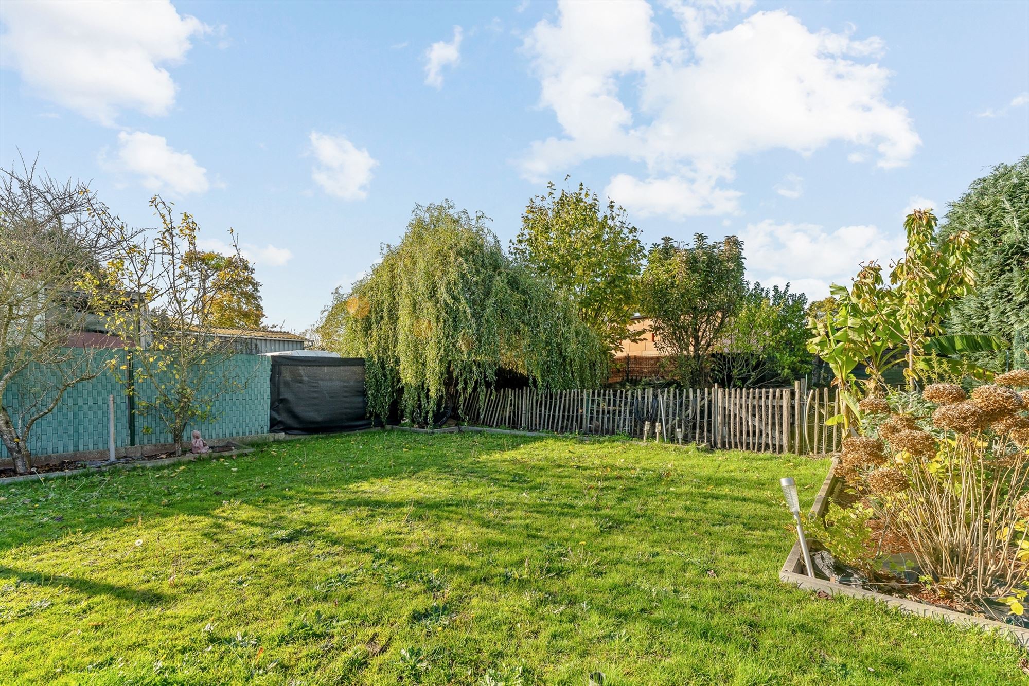 PERFECT ONDERHOUDEN WONING MET 4 SLAAPKAMERS OP CENTRALE LIGGING IN STAL (BERINGEN) foto 21