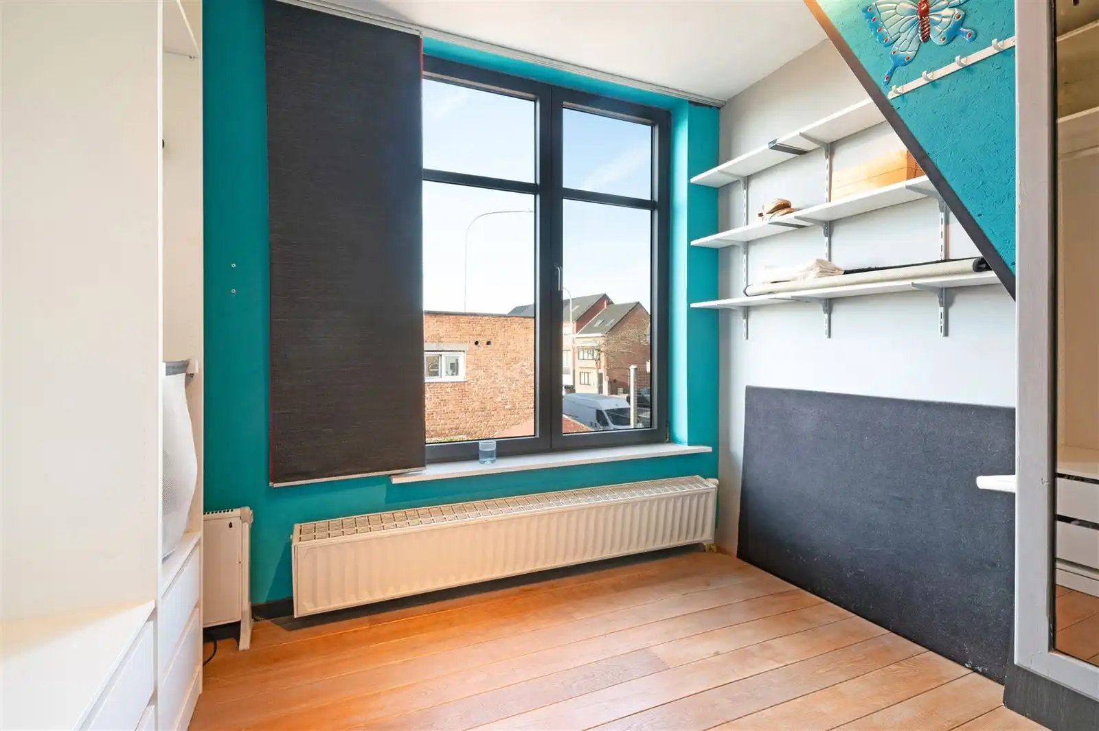 Instapklare woning met 3 slaapkamers en private parking foto 9