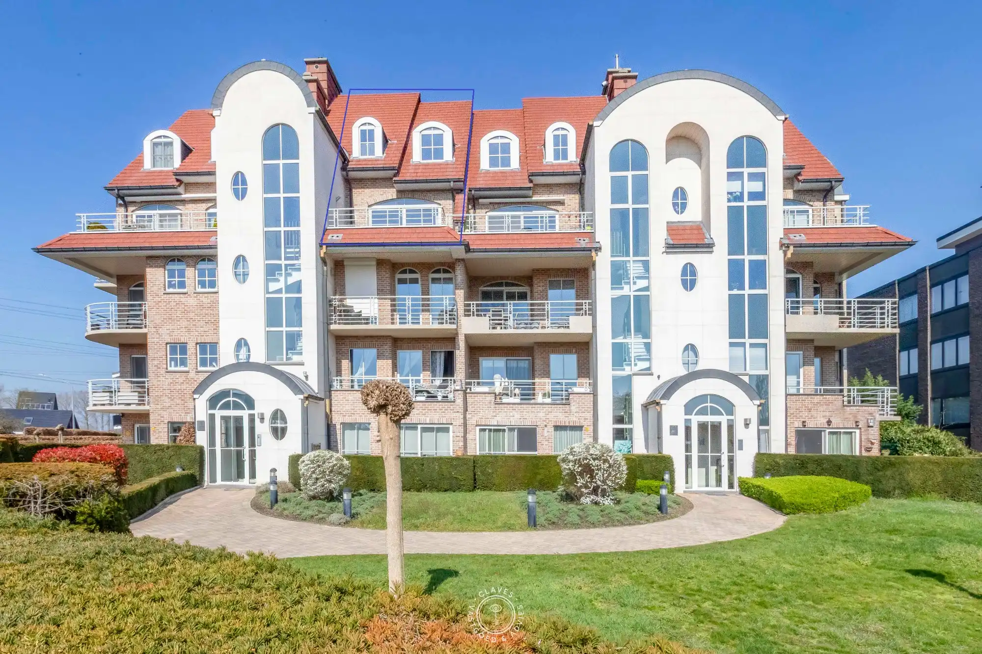 Indrukwekkend duplexappartement met prachtige terrassen foto 20