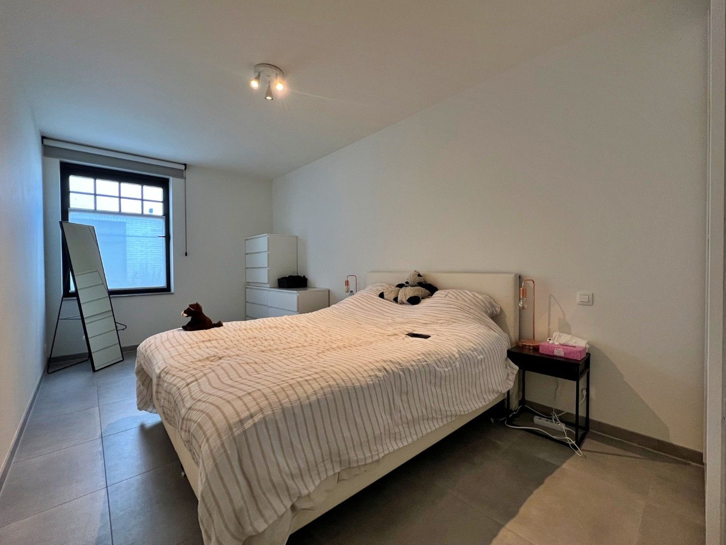 Gelijkvloers 2-slaapkamer appartement met terras, carport en staanplaats foto 10