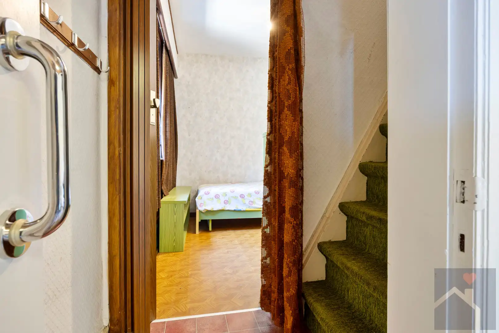 Charmante woning met karakter en renovatiemogelijkheden foto 20