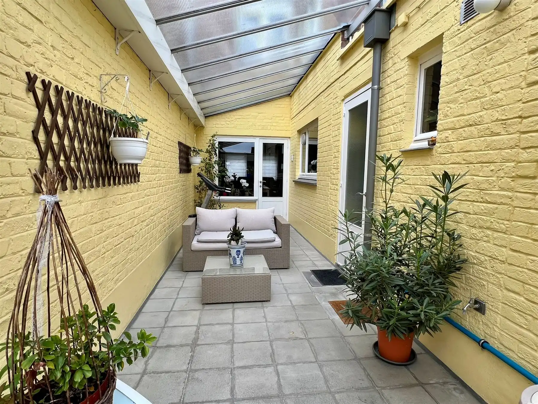 Gezellige woning met 3 slaapkamers, mooie tuin en zolder met mogelijkheden foto 4