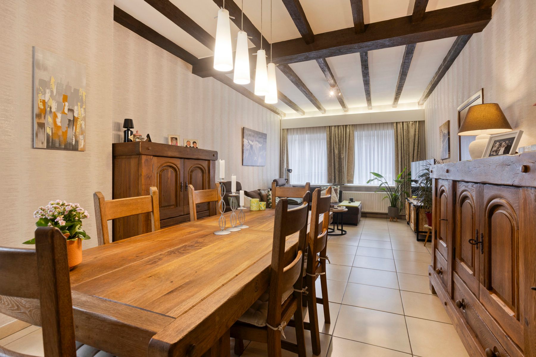 Charmante halfopen woning met potentieel foto 7