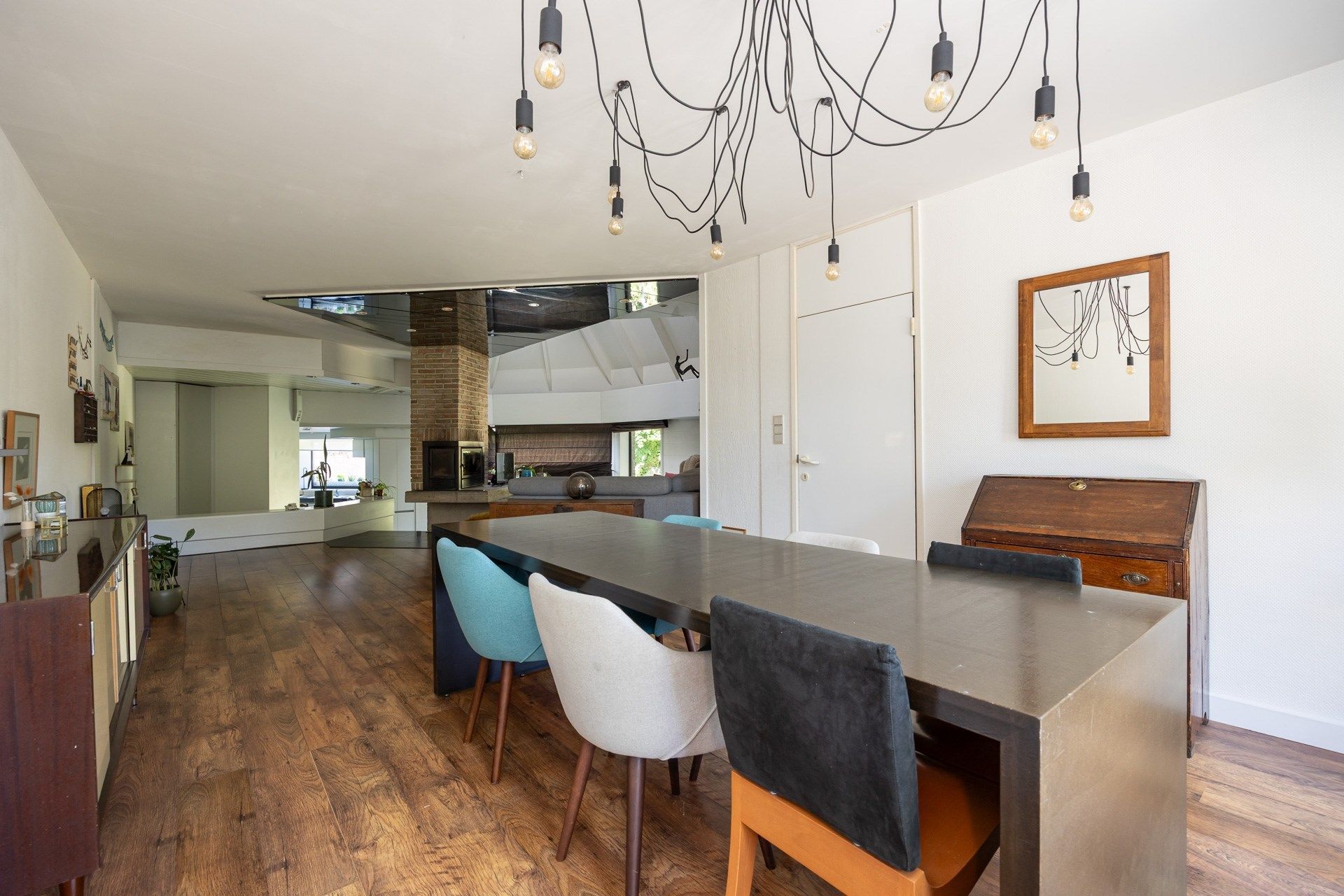 Unieke architectenwoning met tuin en polyvalente ruimte foto 11