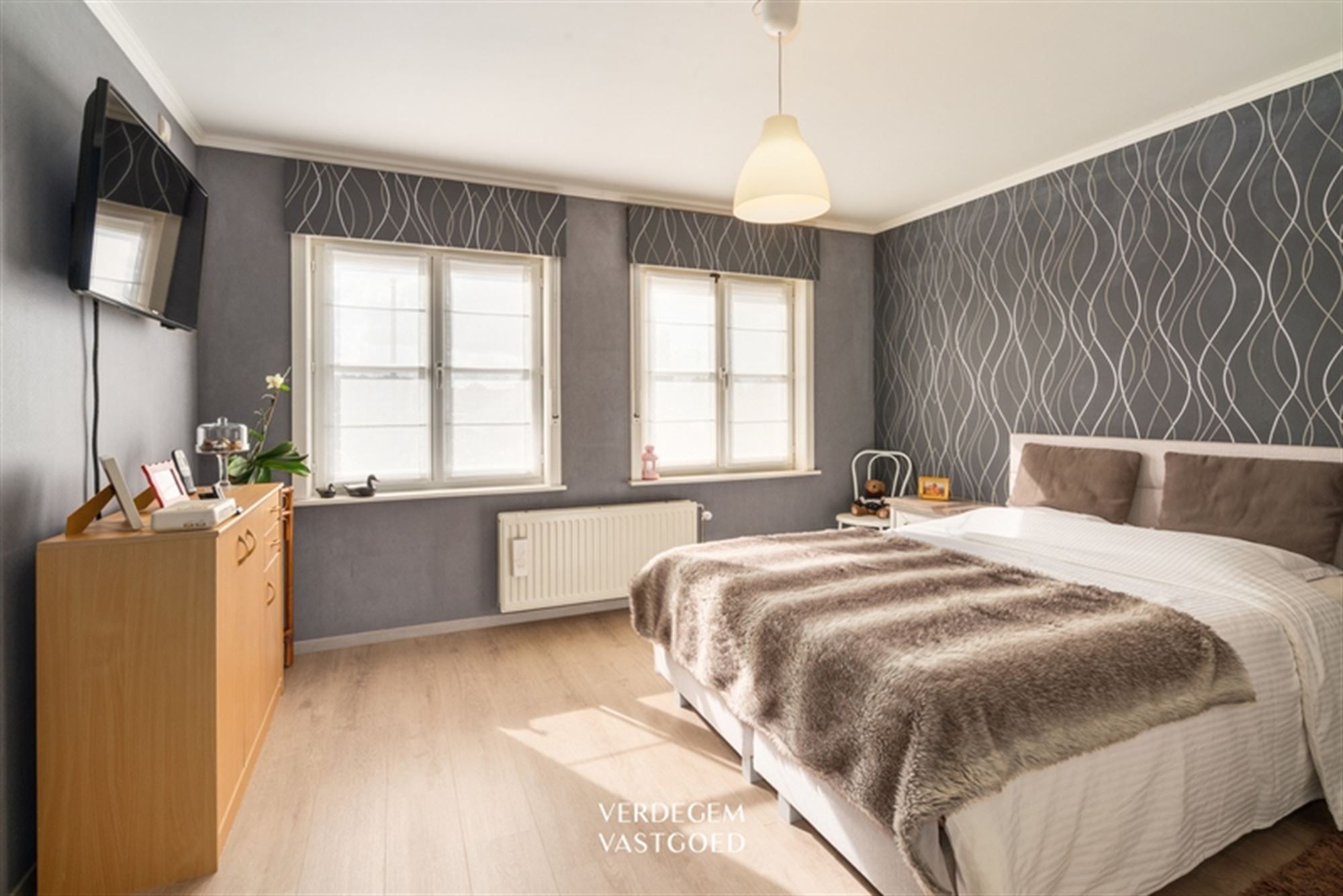 Charmante woning met 3 slaapkamers, inpandige garage en tuin foto 10