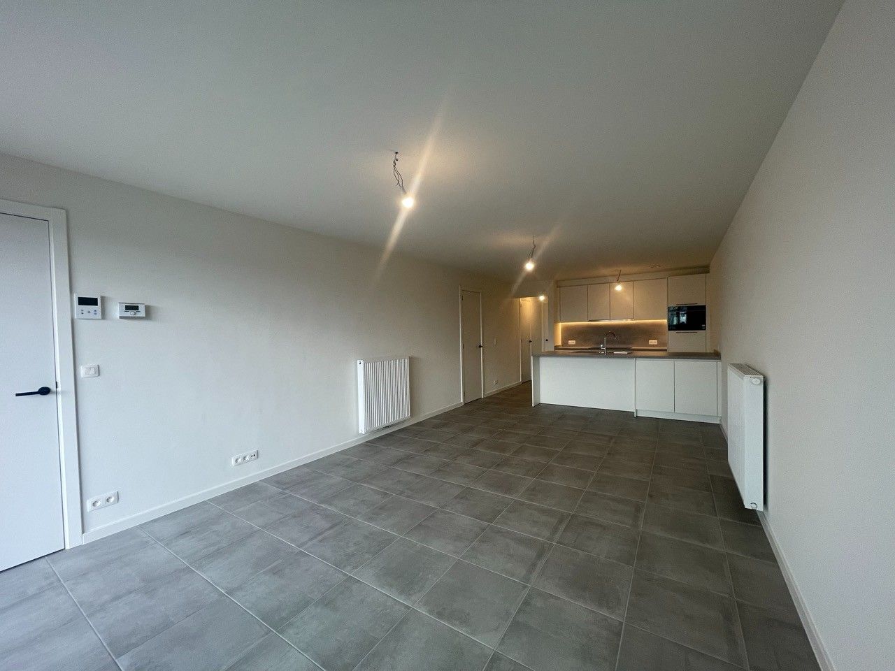 Nieuwbouw appartement met twee slaapkamers, terras, berging en staanplaats foto 8