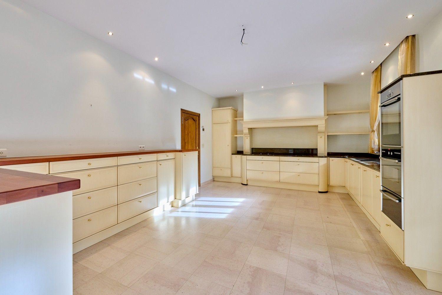 Exclusieve villa op toplocatie – een oase van rust en comfort nabij Maasmechelen en Genk foto 12