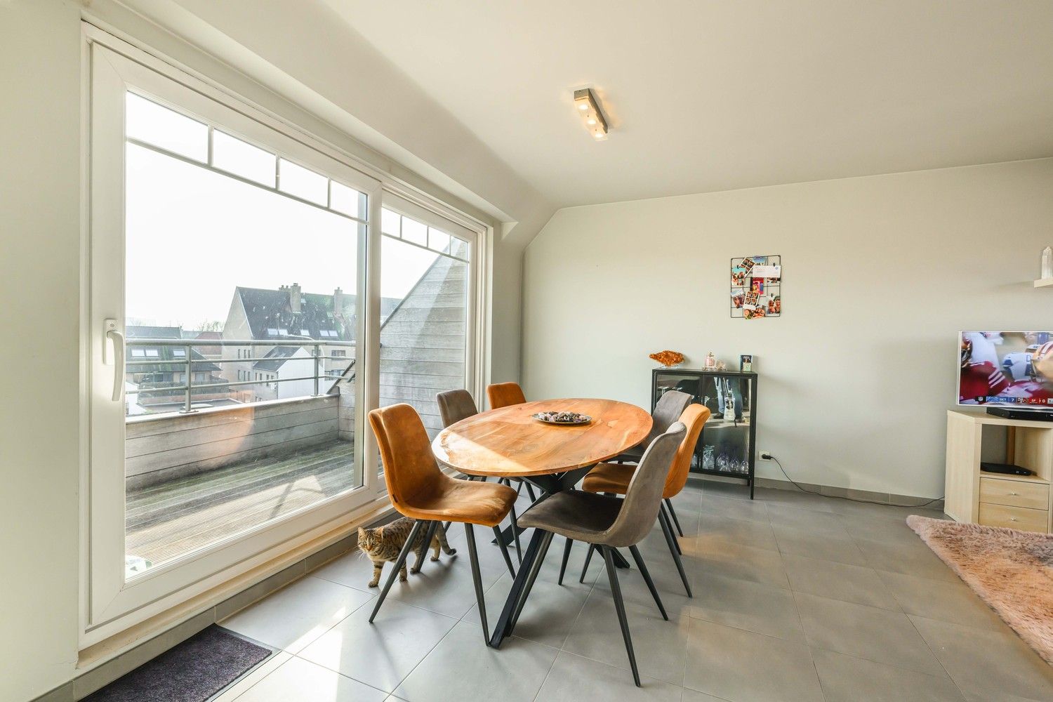 Appartement te Oostrozebeke. foto 6