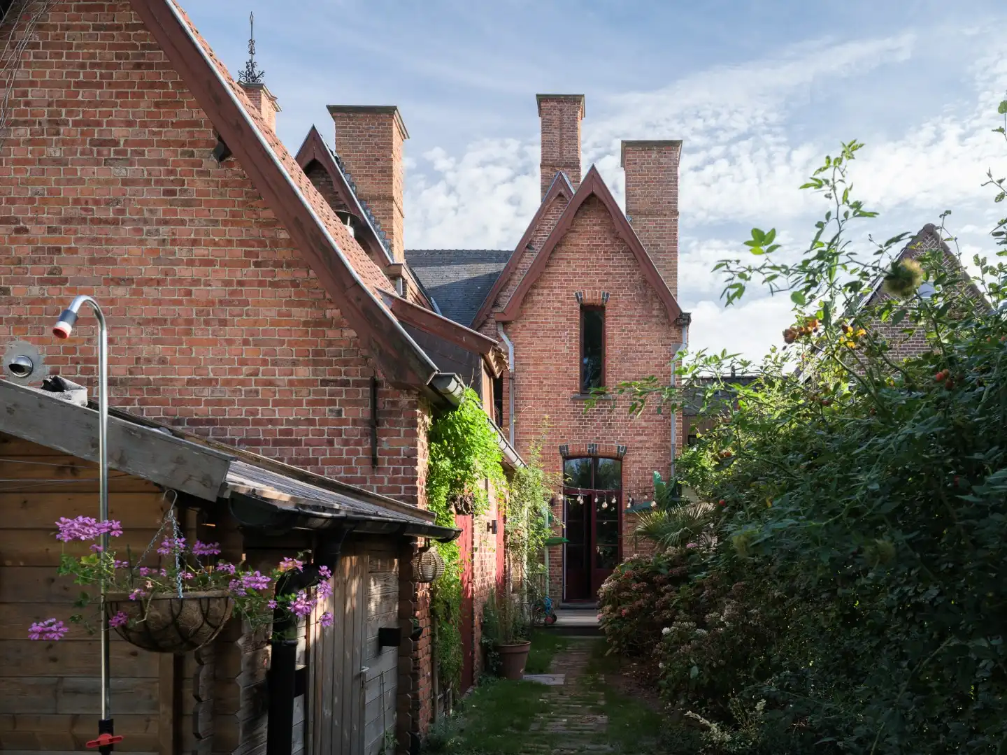 Instapklare woning met overvloedig licht en prachtige tuin foto 6