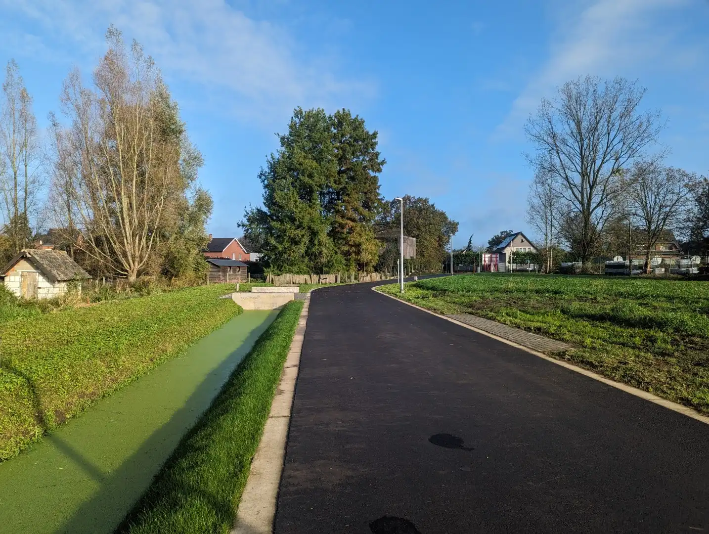 Bouwgronden voor open bebouwing in Testelt foto {{pictureIndex}}