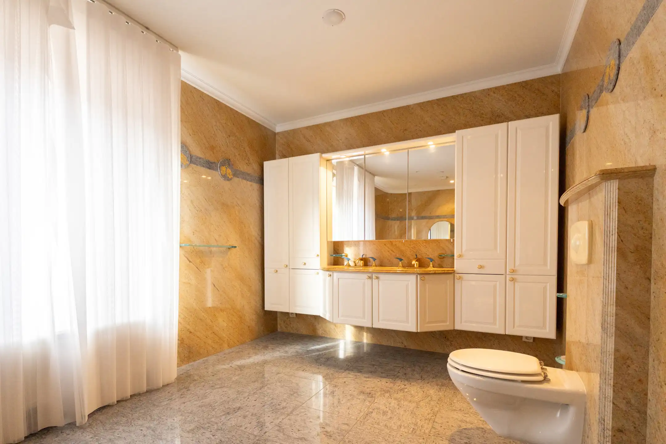 Appartement te huur foto 14