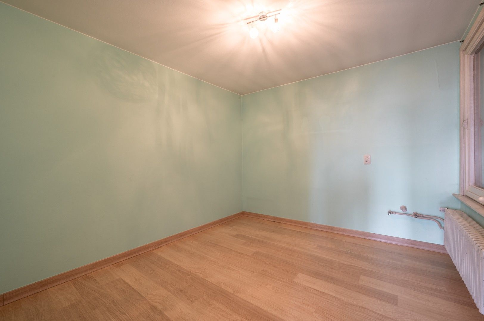 Verzorgd appartement gelegen aan de mark in Heist foto 9