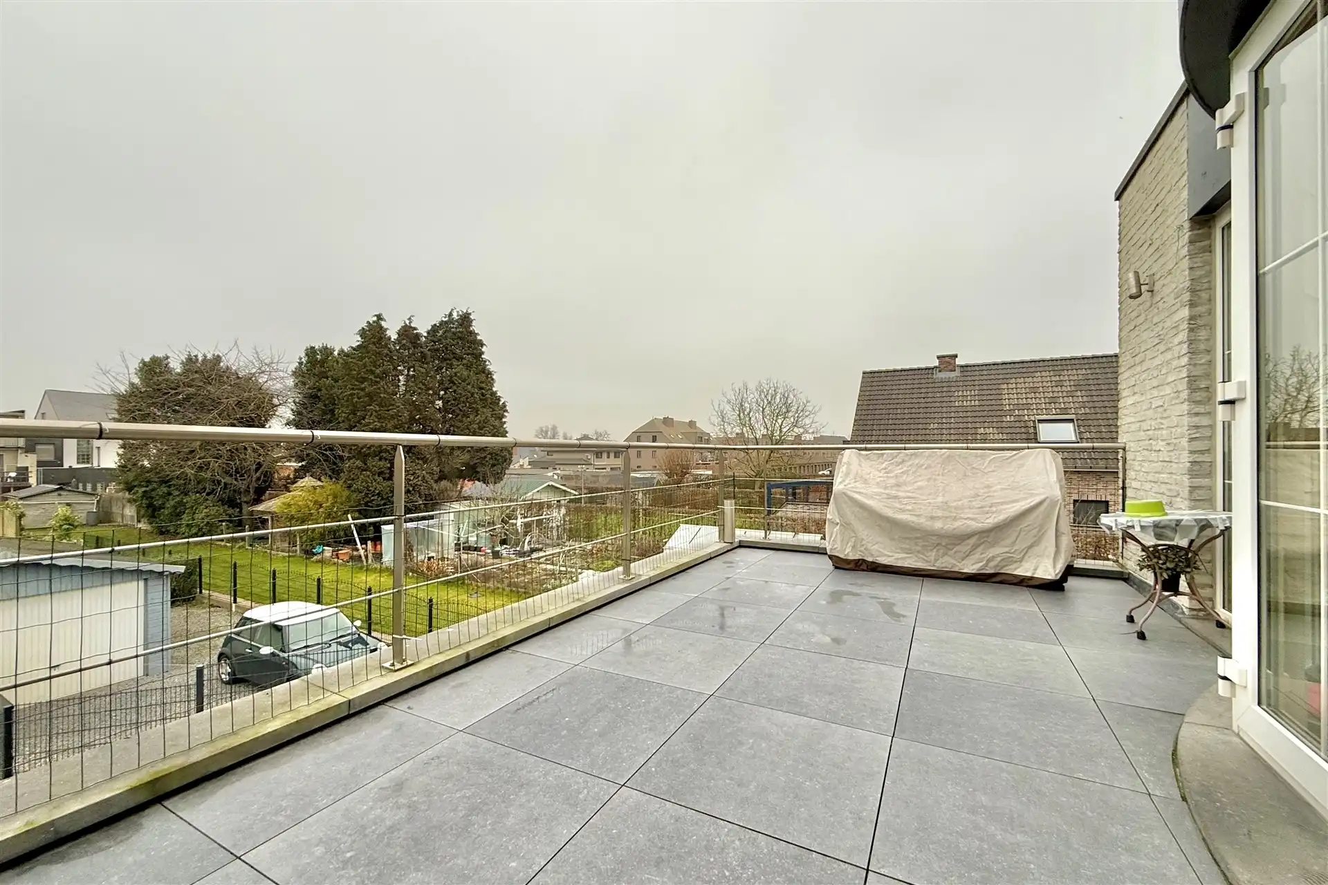 Mooie duplex met terras en parking foto 8