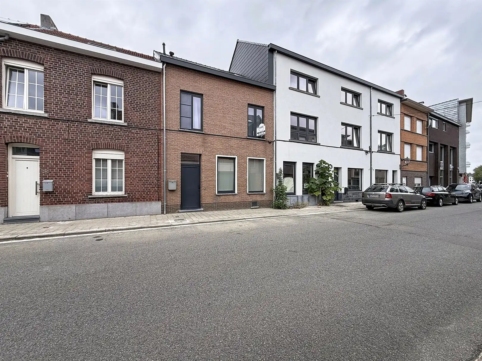 Instapklare stadswoning, terras/tuintje, 3 slpks foto 2