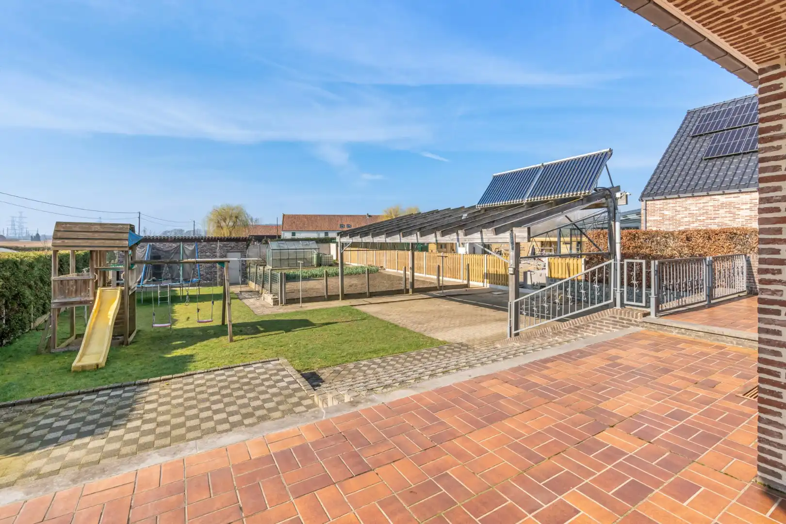 Comfortabele woning met sterke energieprestatie (label A), in landelijk woongebied. foto 8