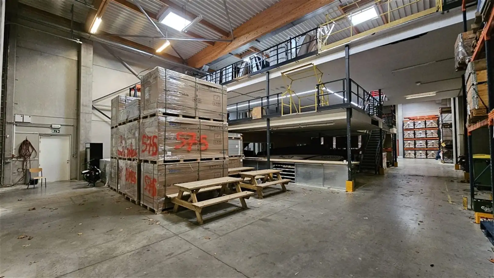 Magazijn + passief kantoorgebouw foto 9