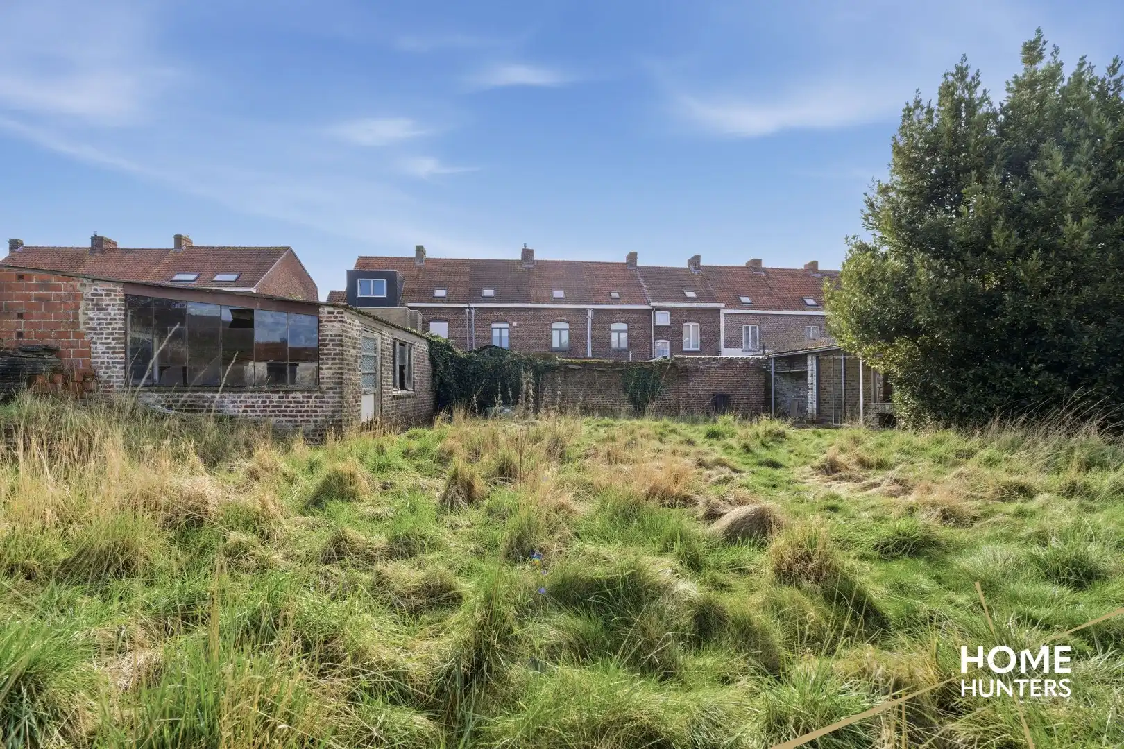 Karaktervolle renovatiekans op topligging in Ieper – 4 slaapkamers, ruime tuin en garage met achteruitgang foto 31