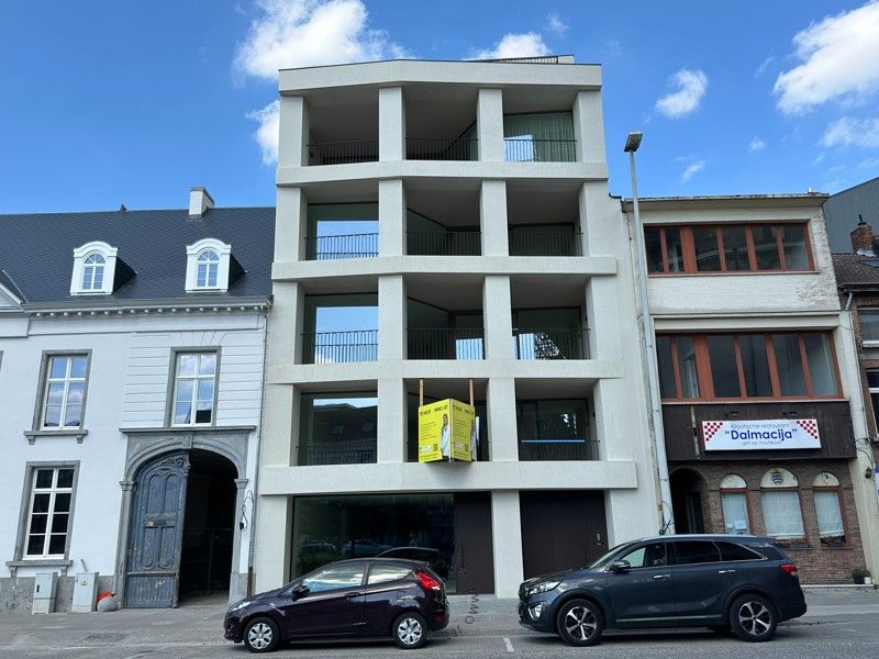 veelzijdige handelsruimte met grote vitrine op toplocatie foto 10