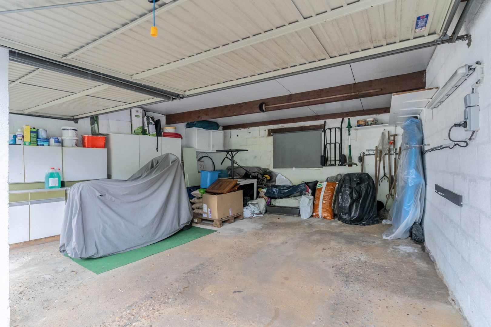 Uitstekend verzorgde gerenoveerde rijwoning met 4 slaapkamers, tuin en dubbele garage te Hoeselt op 4a61ca - perceel ook achteraan toegankelijk foto 36