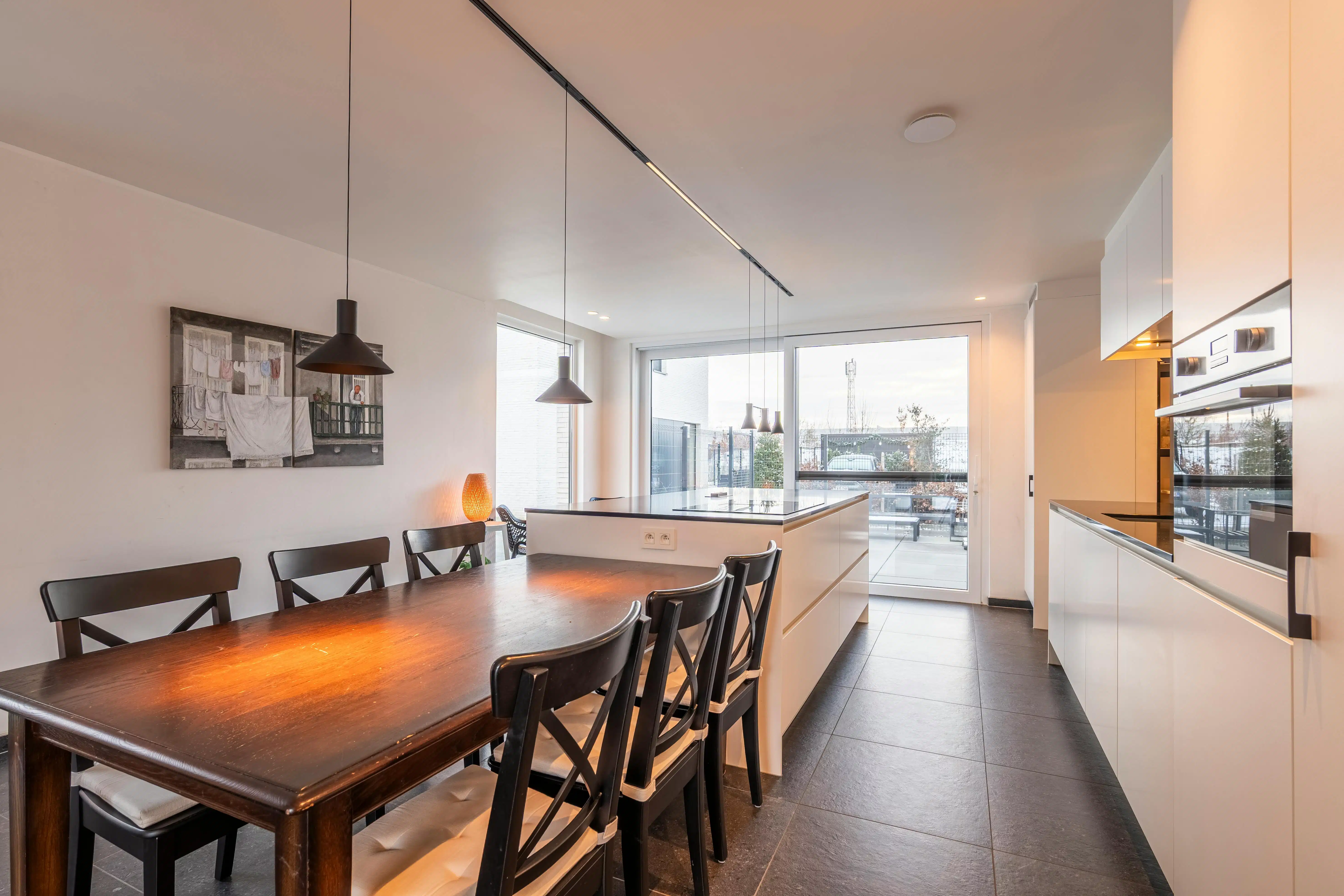 Instapklare woning met 3 slaapkamers en moderne technieken! foto 4