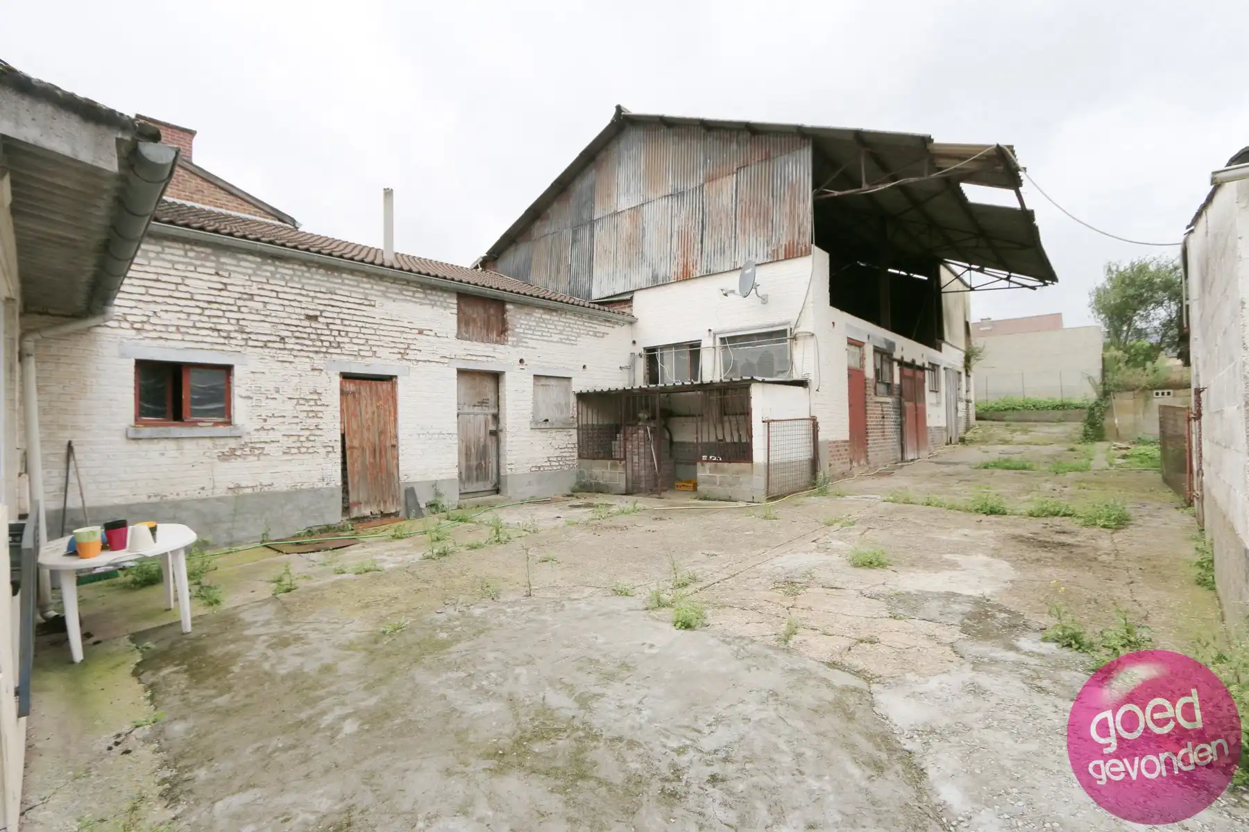 WONING - STALGEBOUW - TERRAS - TUIN - PARKING - TE RENOVEREN foto 28