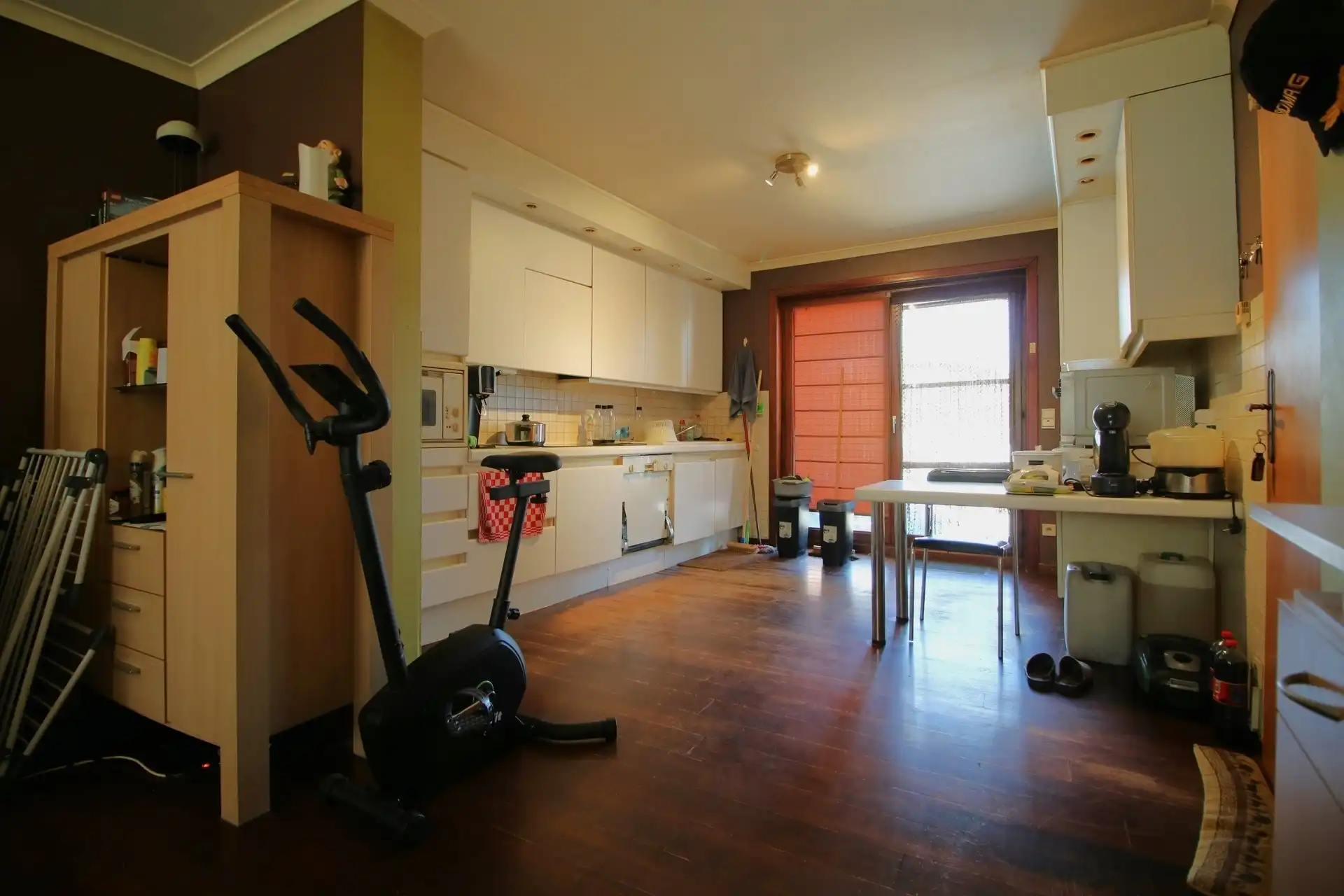 Te renoveren woning in het centrum foto 5