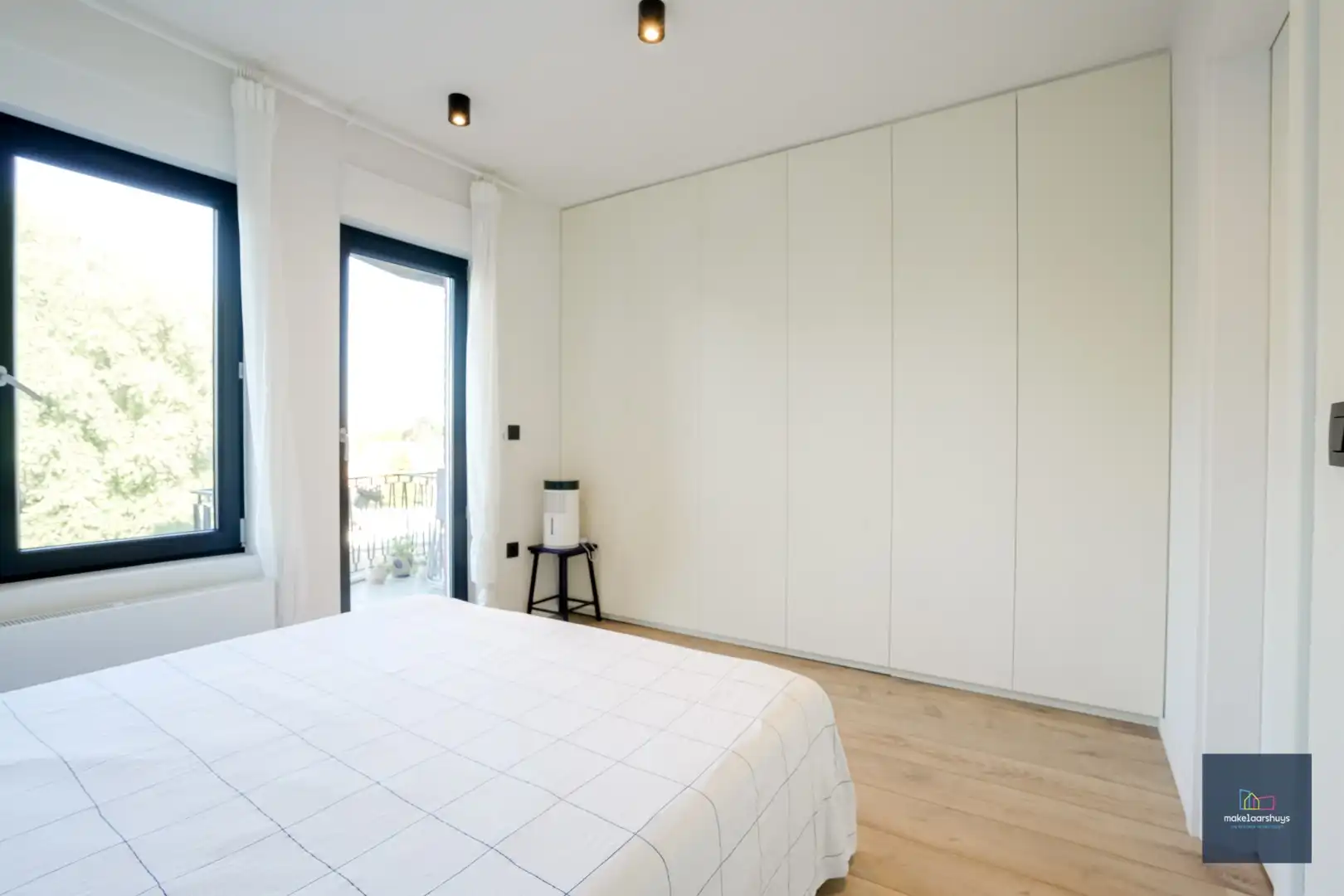 Instapklaar en lichtrijk appartement op de Coupure  foto 9