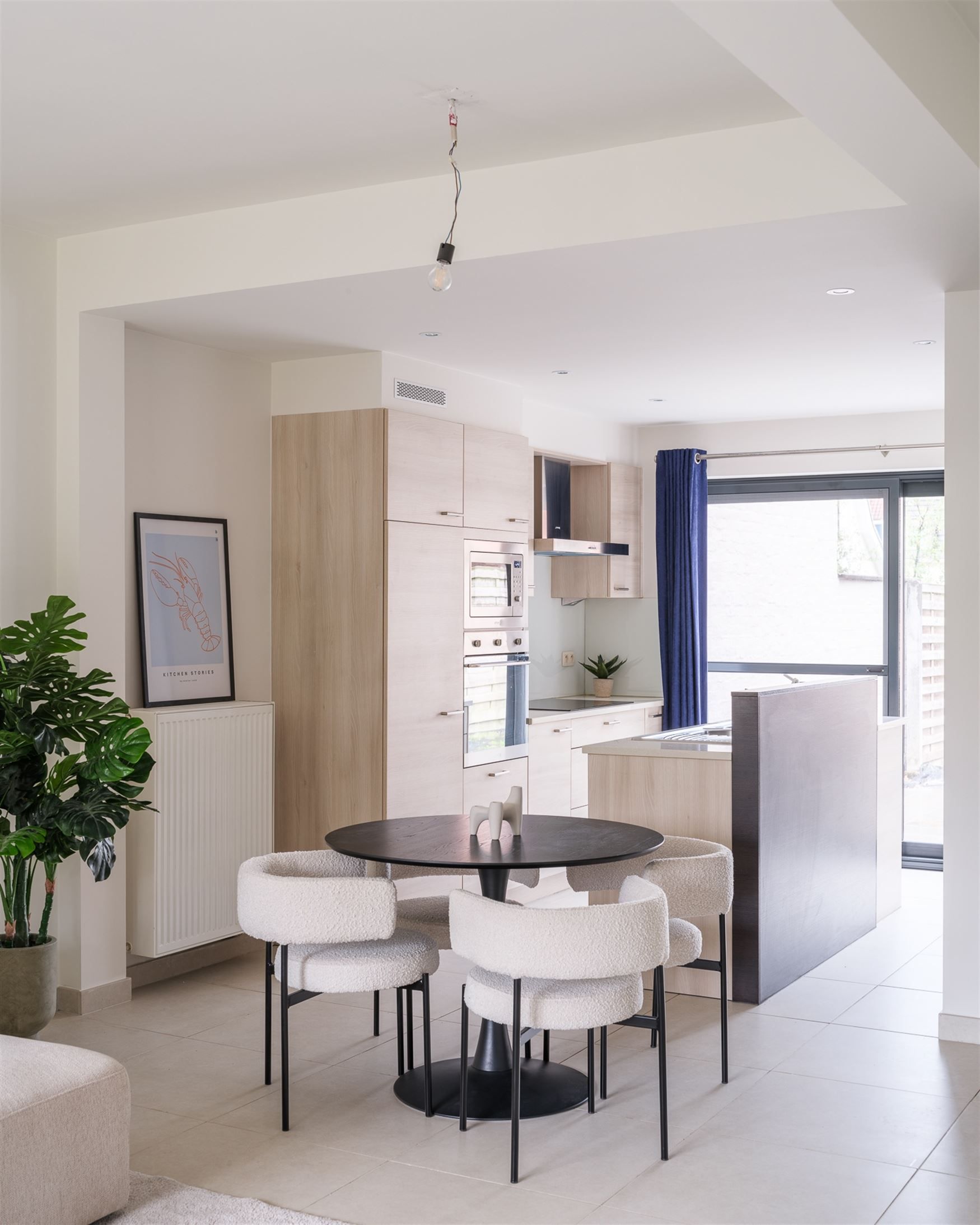 Gezinswoning met 3 slaapkamers en tuin in rustige straat. foto 8