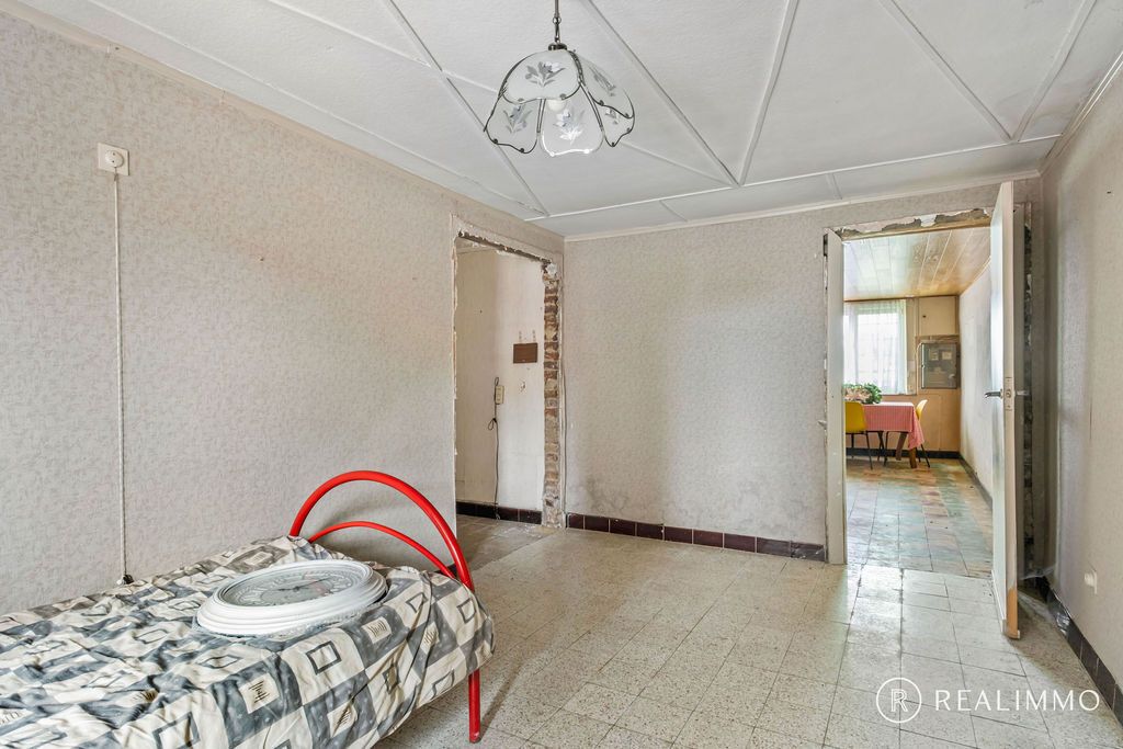 Landelijk gelegen renovatieproject te St-Denijs foto 7