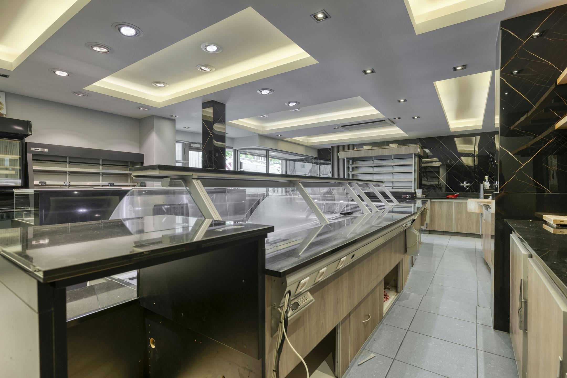 Handelspand van ca. 147 m² te koop in centrum Mortsel  foto 4