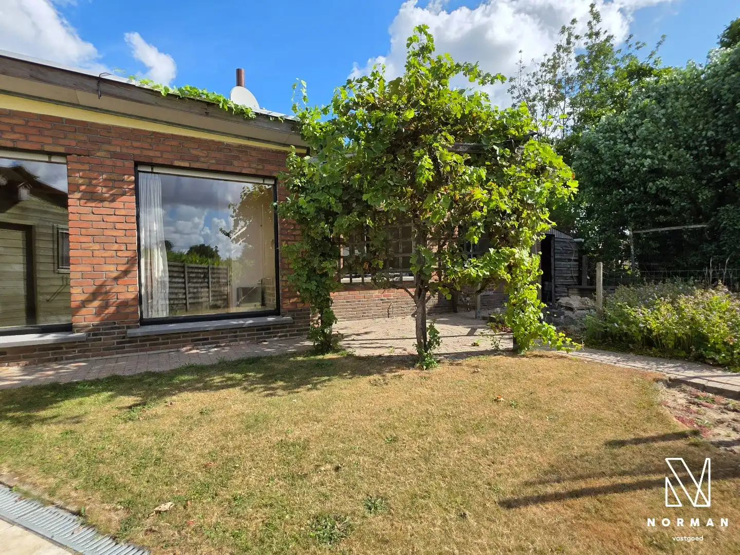 Uniek! Te renoveren alleenstaande gelijkvloerse woning op 628 m² te Kuurne foto 3